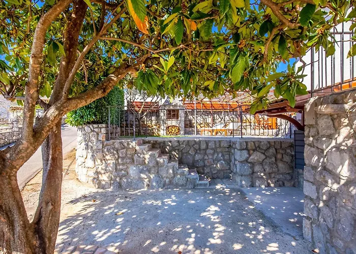 2 Bedroom In